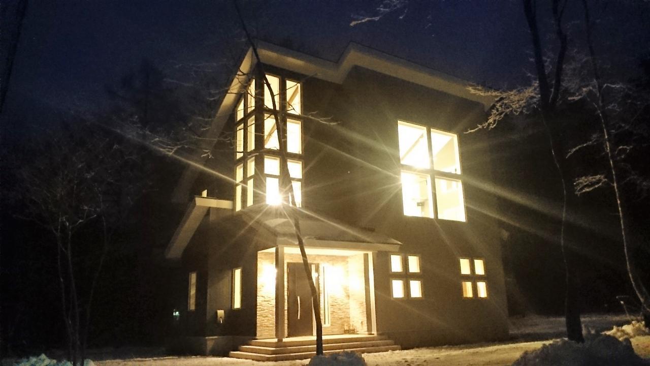 האקובה Avanti Chalet מראה חיצוני תמונה