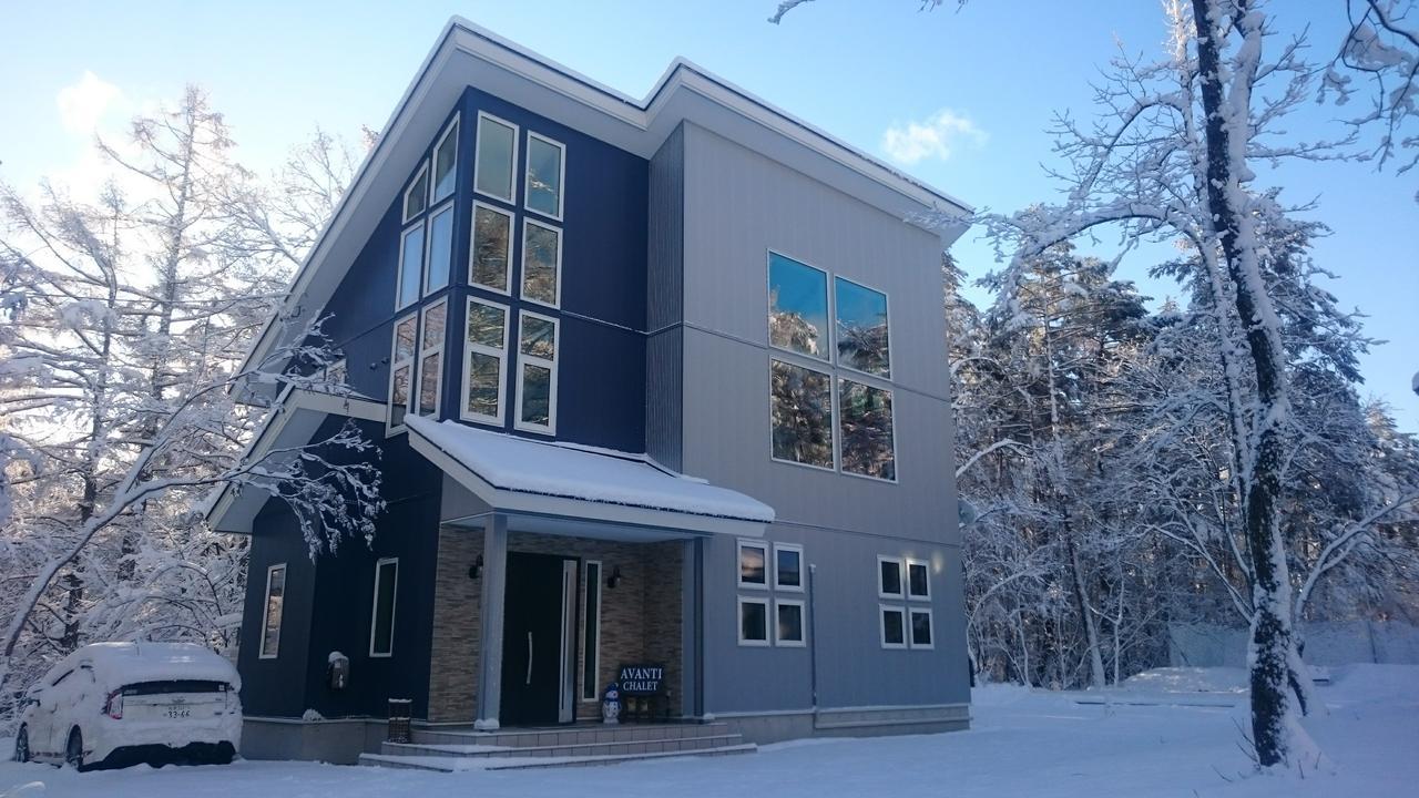 האקובה Avanti Chalet מראה חיצוני תמונה